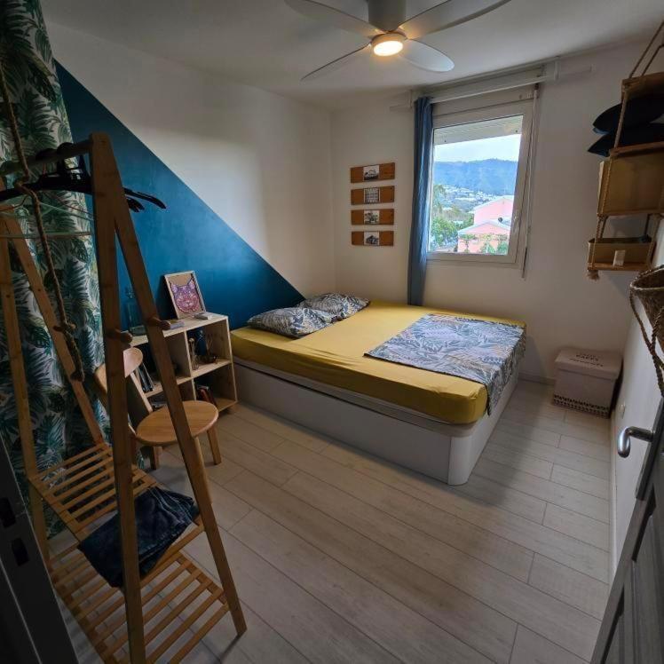 Chambre Chez L'Habitant Cosy Et Moderne, Vue Sur Montagne Сен Дьони Екстериор снимка